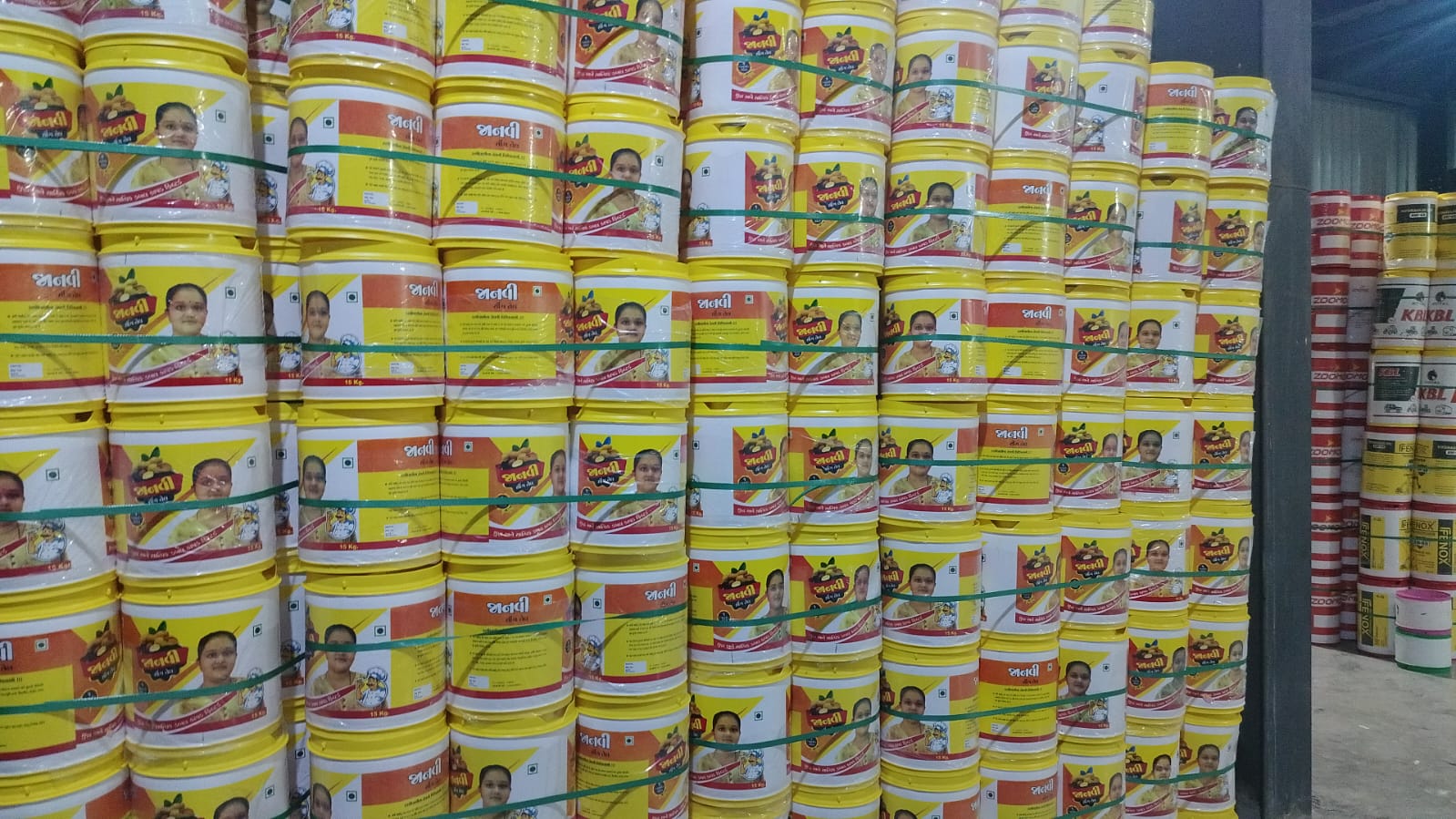 Oil Cans